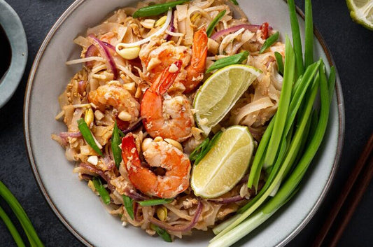 Pad Thai mit Garnelen: Authentische Sauce mit Tamarinde