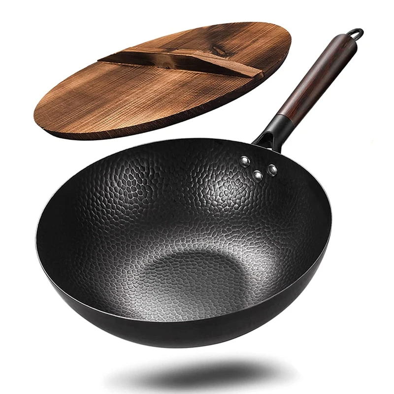 Le Bandai Wok in Originalverpackung mit Spatel und Rezeptheft