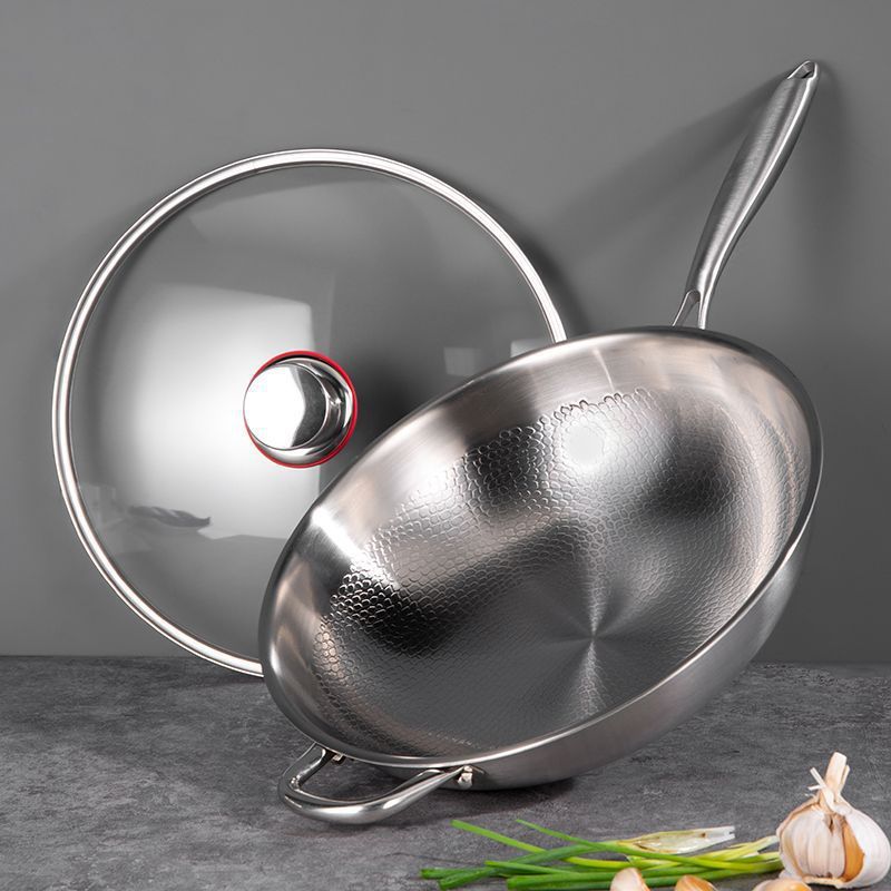 Le Myogi Edelstahl Wok von oben mit gleichmäßiger Wärmeverteilung