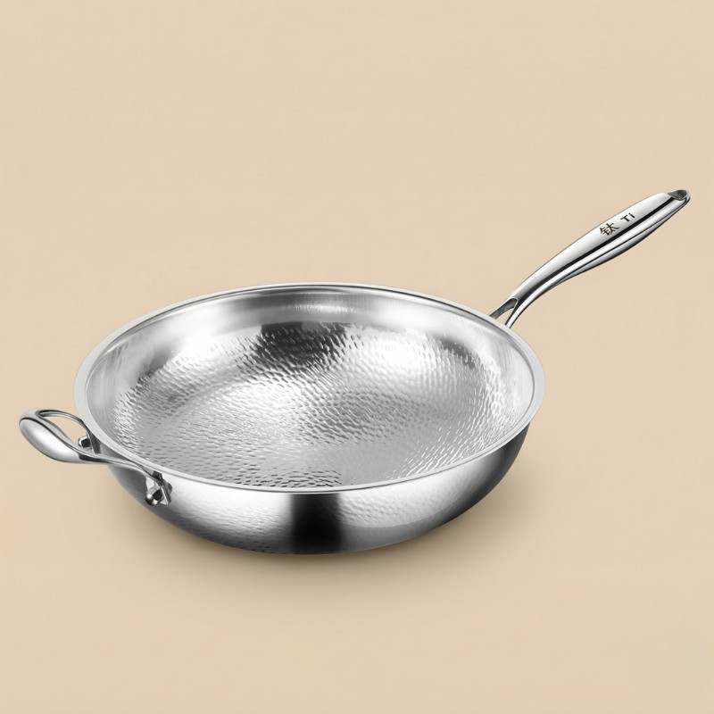 Le Myogi Wok Detail der mehrschichtigen Edelstahl-Konstruktion