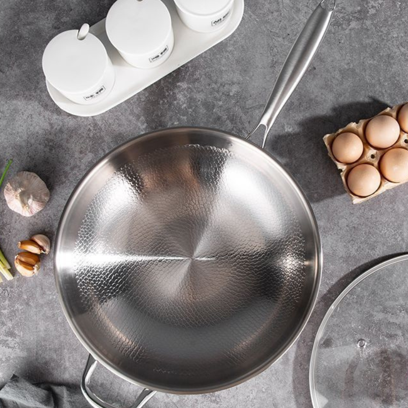 Le Myogi Wok mit Glasdeckel und Beilagen im Set