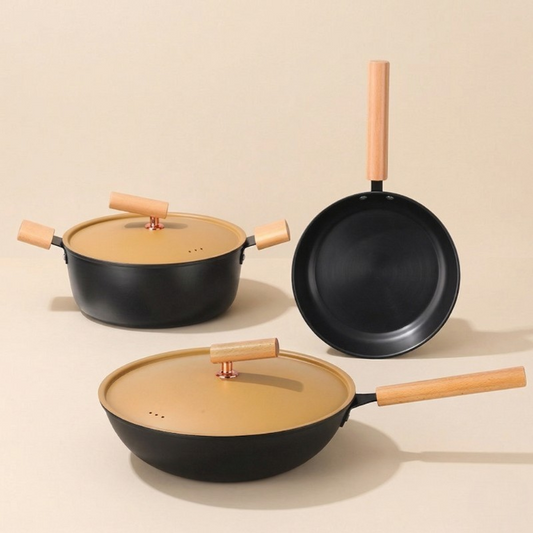 Le Sekiro Wok Pfanne Set aus Aluminium mit Antihaftbeschichtung in Vorderansicht