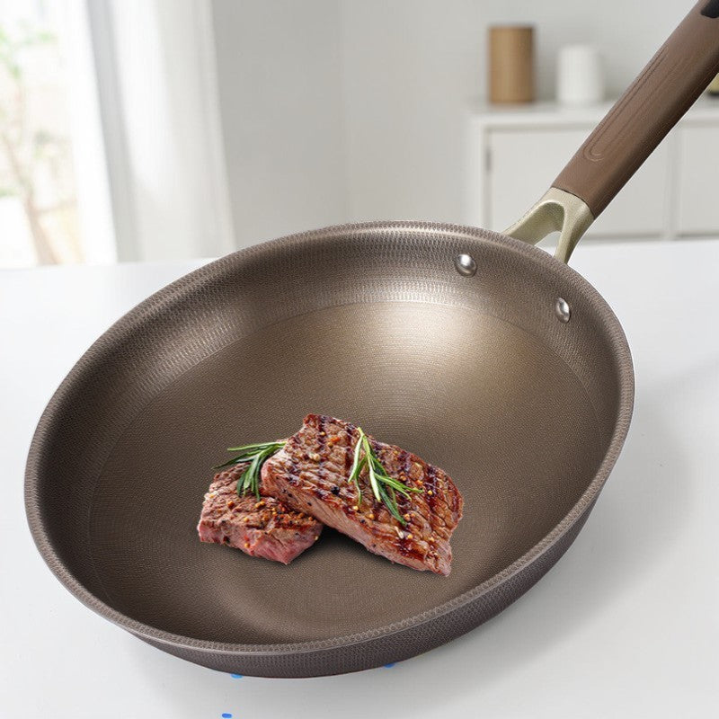 Le Hinoka Wok Detail der Nietverbindung am Griff