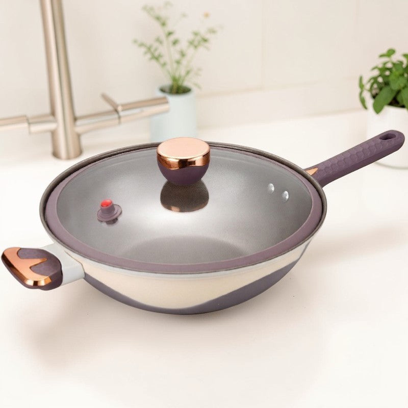 Le Hakusan Wok aus Schmiedeeisen in robuster Versandverpackung