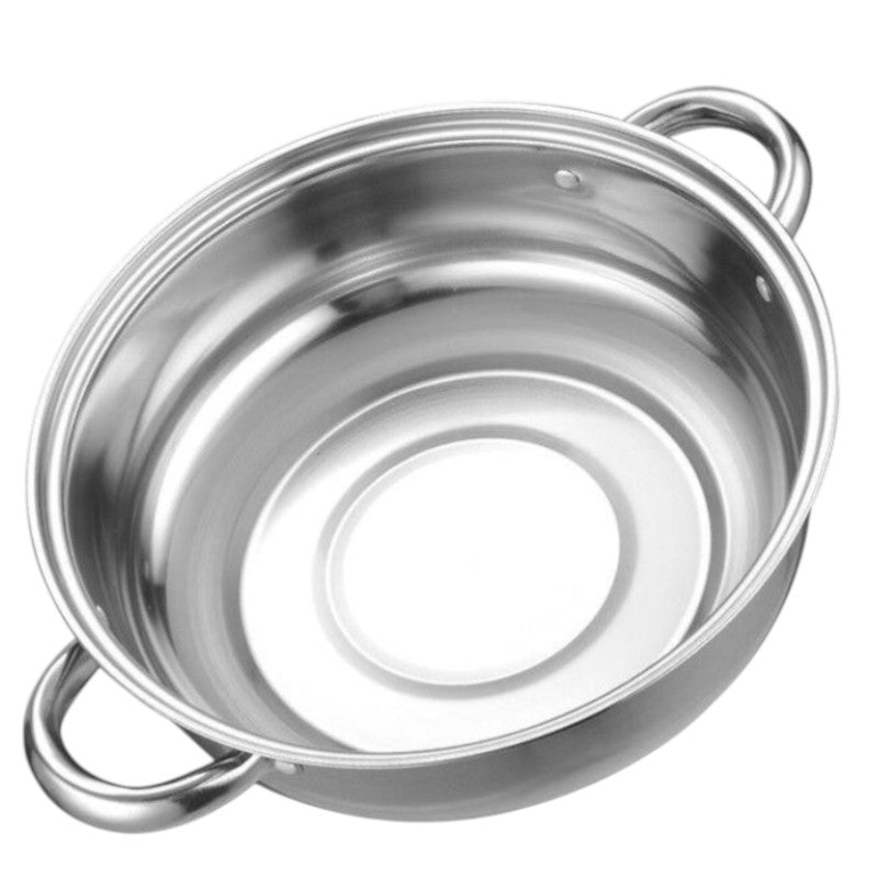 Le Senami Wok Set beim Zubereiten asiatischer Reisgerichte