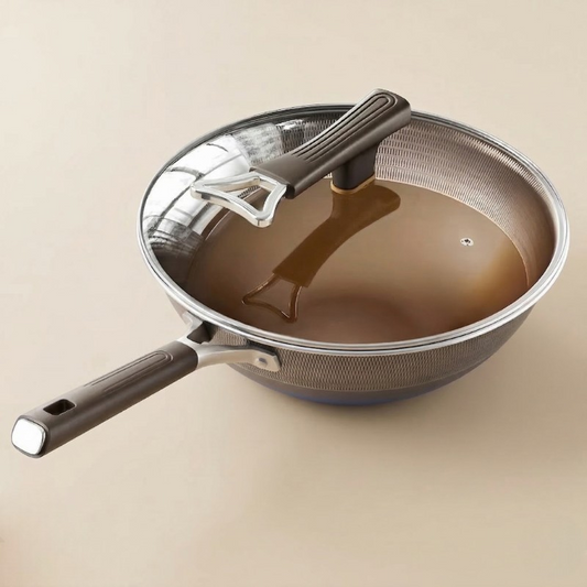 Le Hanori Titan Wok in eleganter Vorderansicht mit Titan-Beschichtung