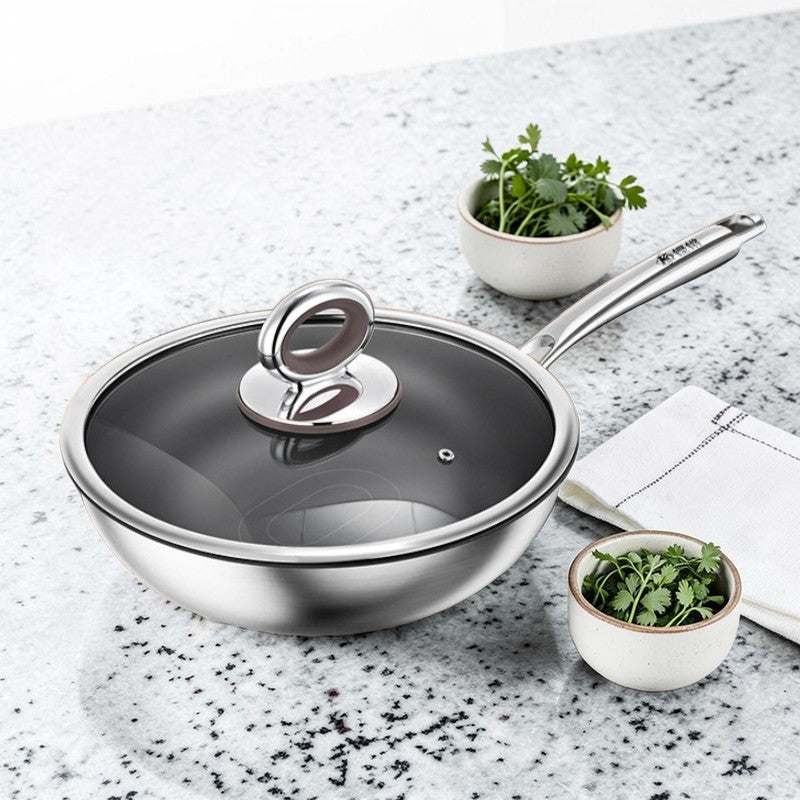 Le Tsumio Profi Wok Induktion, Detail des stabilen Holzgriffs aus Hartholz