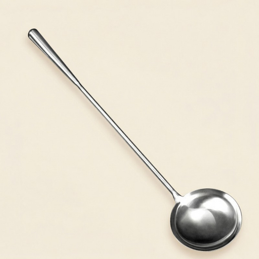 Le Nokari Schöpfkelle Edelstahl Fugenlos in eleganter Vorderansicht