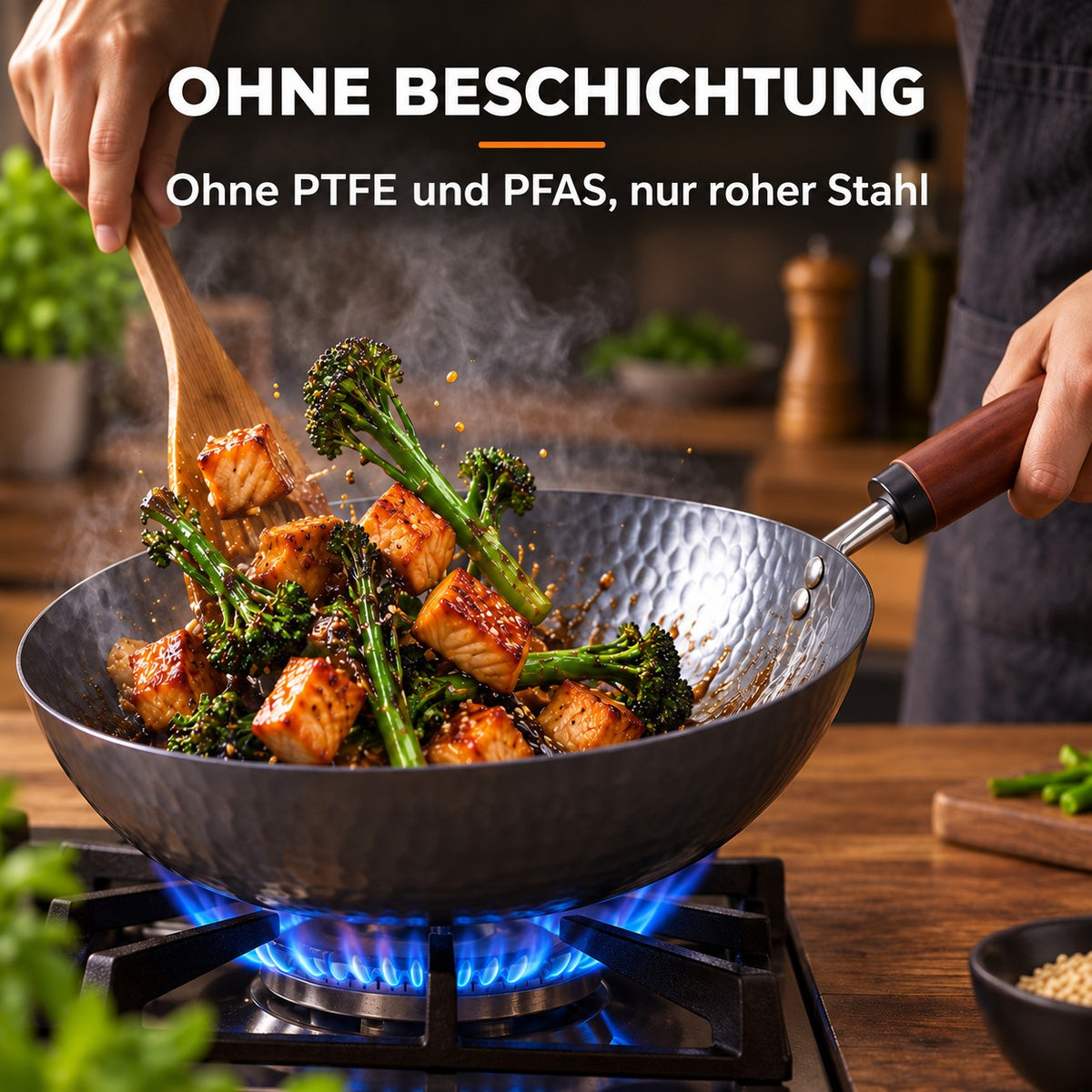 Der Pekaji – Wok Kohlenstoffstahl mit Holzgriff, OHNE BESCHICHTUNG: Ohne PTFE und PFAS, nur roher Stahl