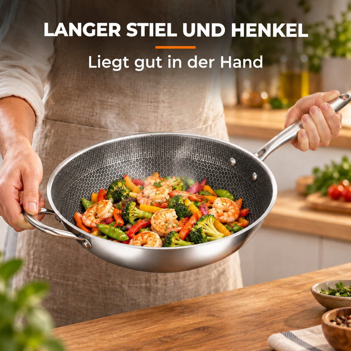 Le Iwaki – Honeycomb Wok, LANGER STIEL UND HENKEL: Liegt gut in der Hand
