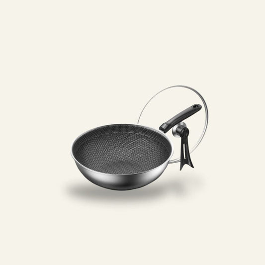 Le Hiuchi Wok Edelstahl beschichtet in eleganter Vorderansicht