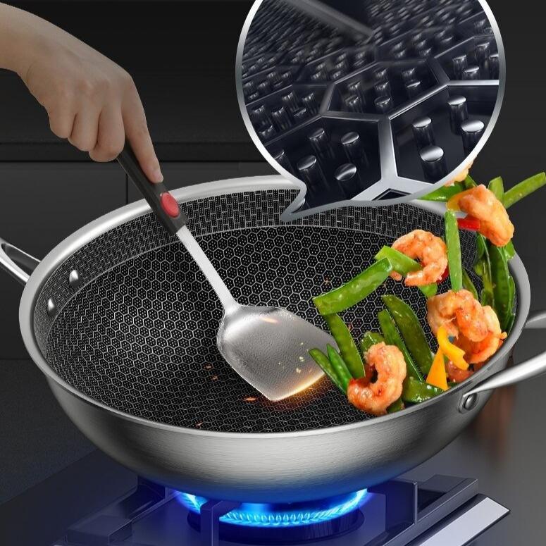 Le Hiuchi Wok Edelstahl mit Originalverpackung und Lieferumfang