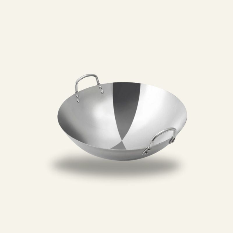Le Hotaka Wok 30 cm aus Stahl in produktneutraler Frontansicht
