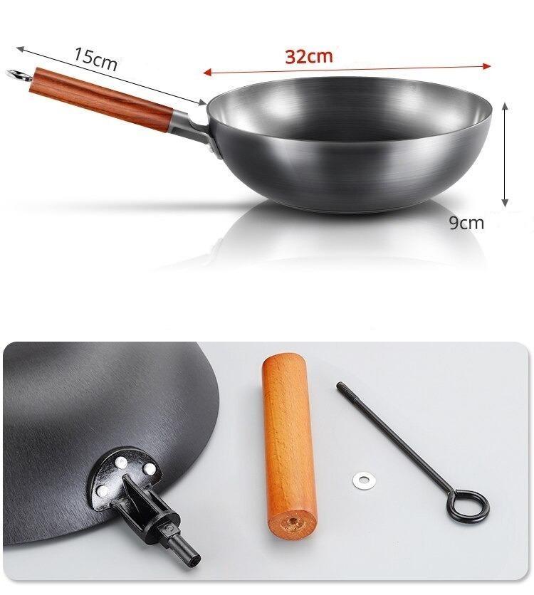 Le Oniri Wok 32 cm aus Gusseisen seitlich mit Größenangabe dargestellt