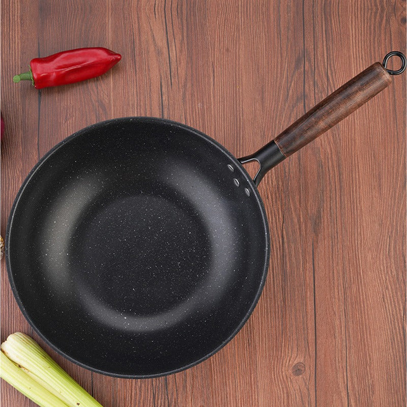 Le Kosanji Wok für Elektroherd Detailaufnahme der hochwertigen Bodenstruktur