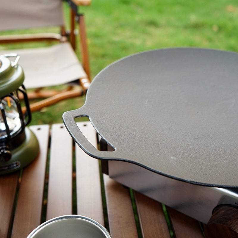 Le Jirisan Wok für offenes Feuer beim Outdoor-Kochen am Grill