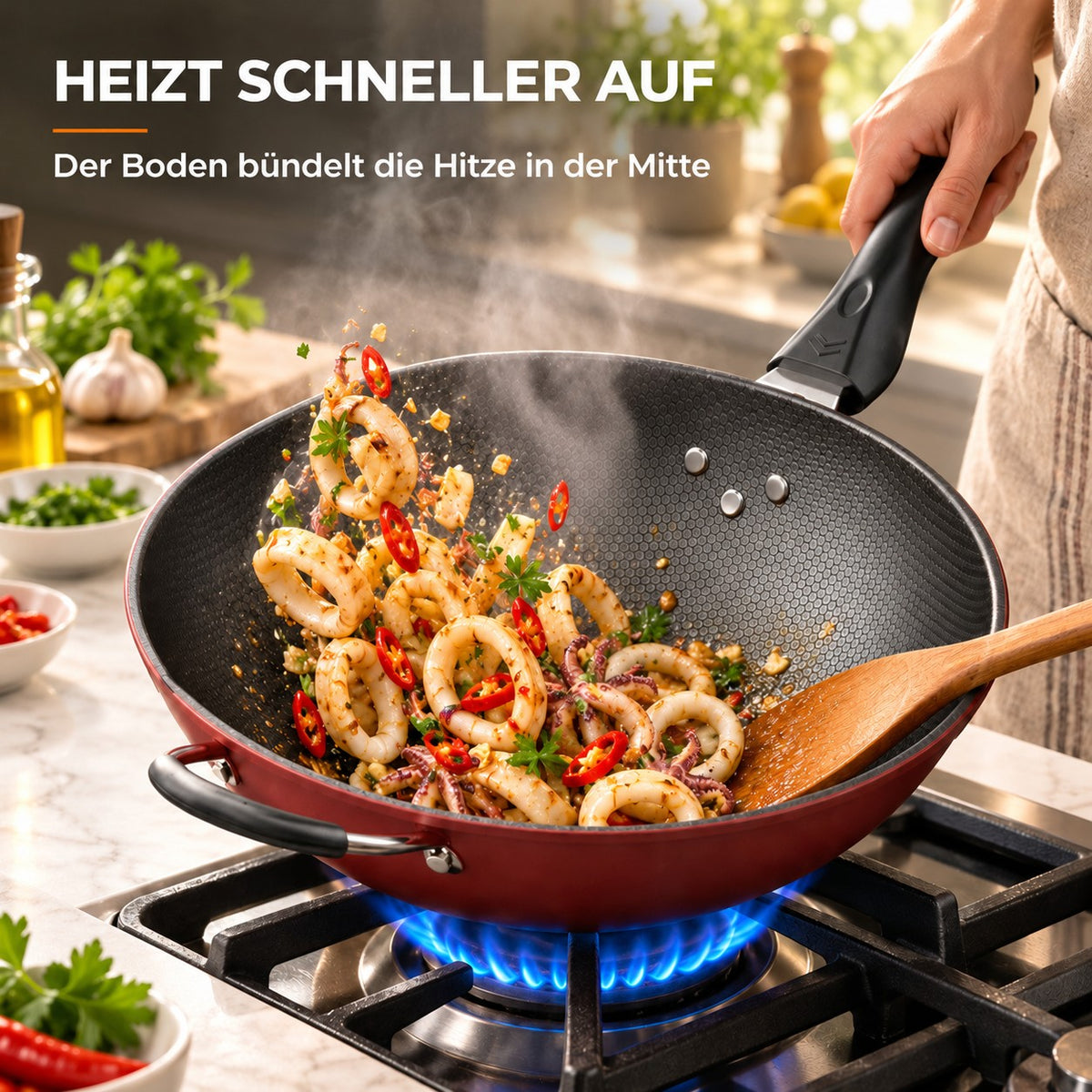Le Korami – Wok mit Wabenbeschichtung, HEIZT SCHNELLER AUF: Der Boden bündelt die Hitze in der Mitte